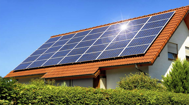 High-efficiency solar panels for energy self-sufficiency